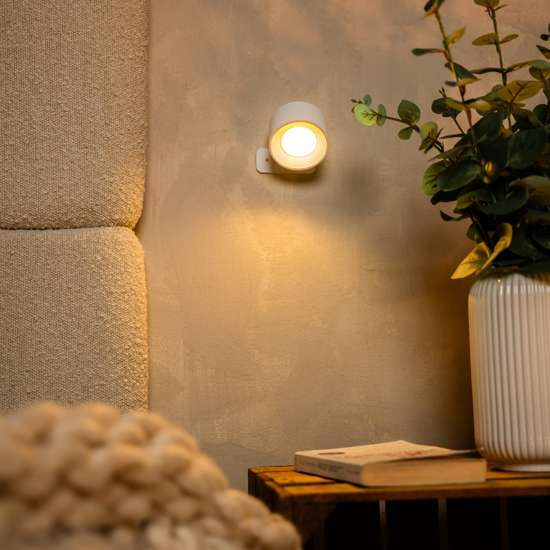 INFINITY Wall lamp
