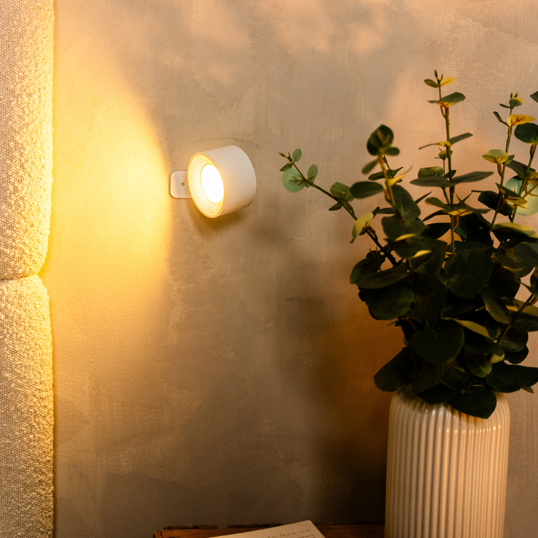 INFINITY Wall lamp